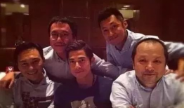 两兄弟吃瓜娱乐圈,两兄弟揭秘娱乐圈幕后风云